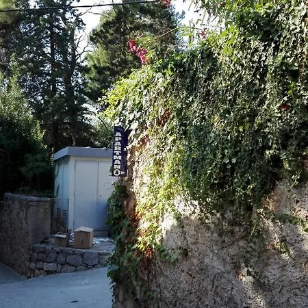 Apartments Veli Losinj Daire Veli Lošinj