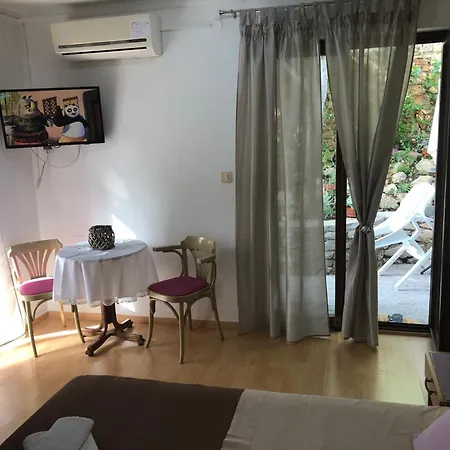 Apartments Veli Losinj Daire