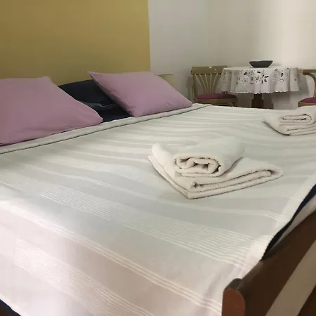 Apartments Veli Losinj *