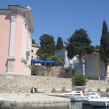 Apartments Veli Losinj Daire Veli Lošinj