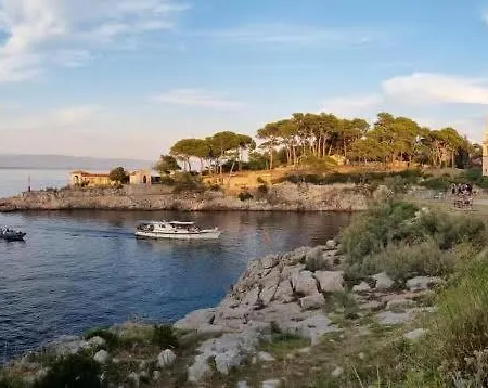 Apartments Veli Losinj * Veli Losinj