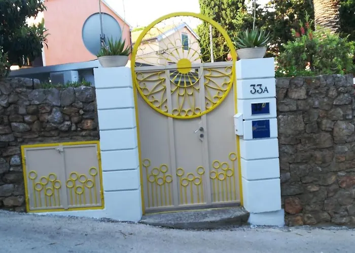 Apartments Veli Losinj *