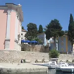 Apartments Veli Losinj Daire Veli Lošinj