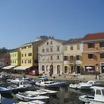 Daire Apartments Veli Losinj *