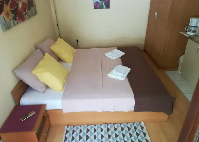 Apartment Apartments Veli Losinj Veli Lošinj